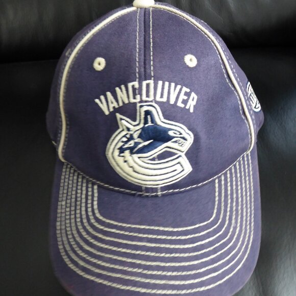 NHL Vancouver Canucks Old Time Hockey Cap One Size - Picture 1 of 8